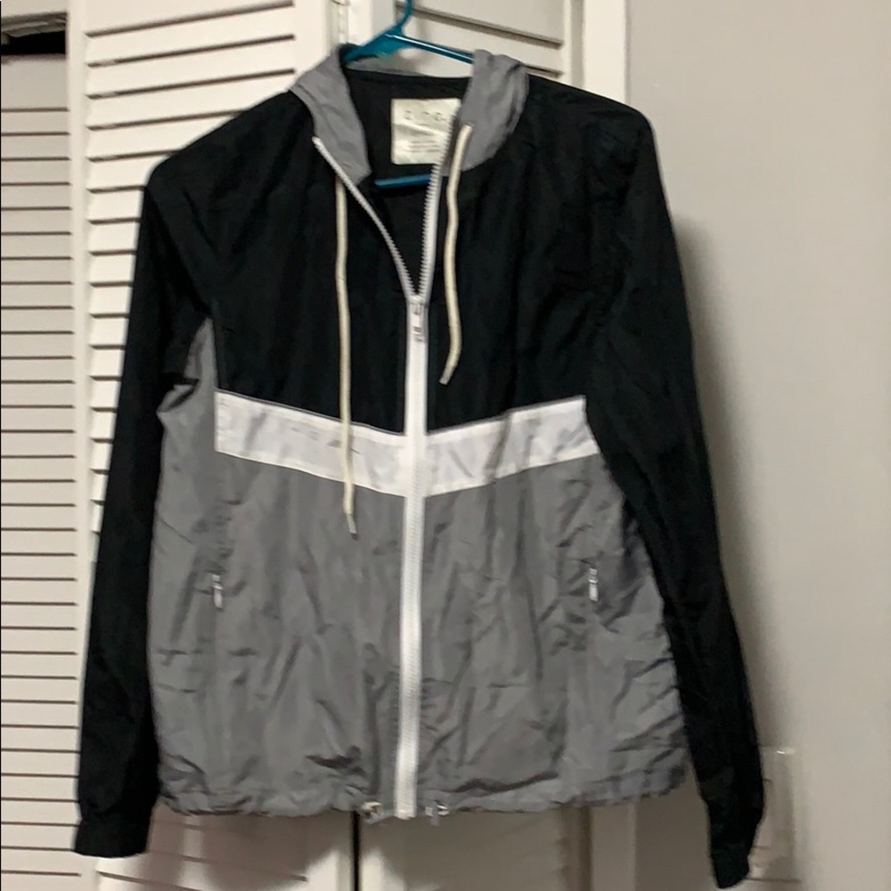 Women’s size small windbreaker